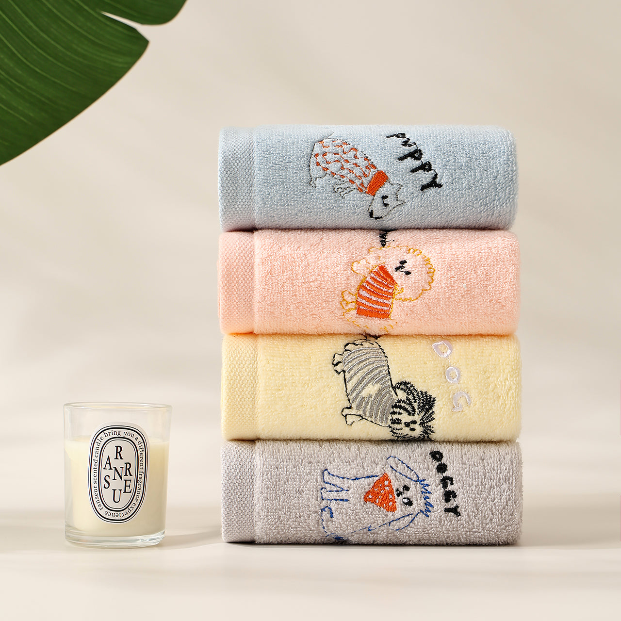 BYSEYEE Paofu Gou collection: towels with dog motifs
