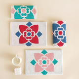 single flower towel