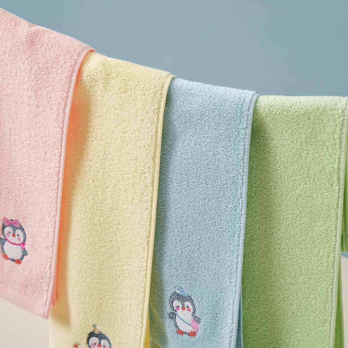 Sweet Penguin embroidered towels - 甜心企鹅 - photo 6