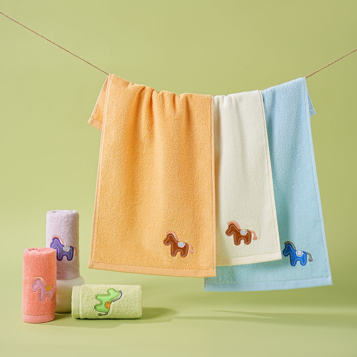 Rainbow Pony embroidered towels - 彩虹小马 - photo 1