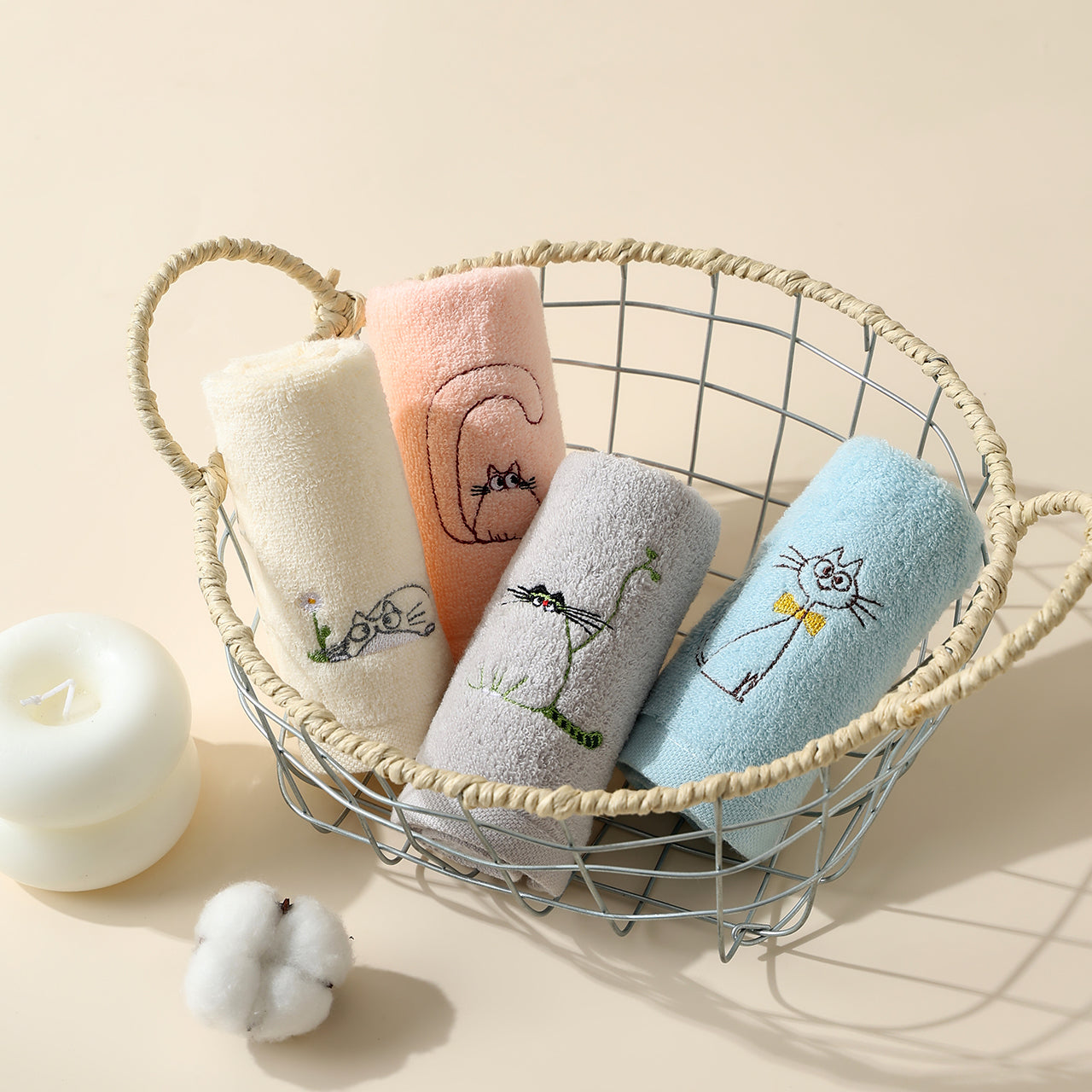 BYSEYEE Paofu Mao collection: towels with cat motifs